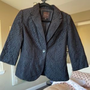 The Limited 3/4 sleeves short blazer